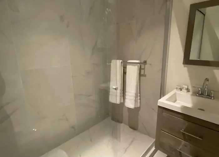 Casa Londres 3*
